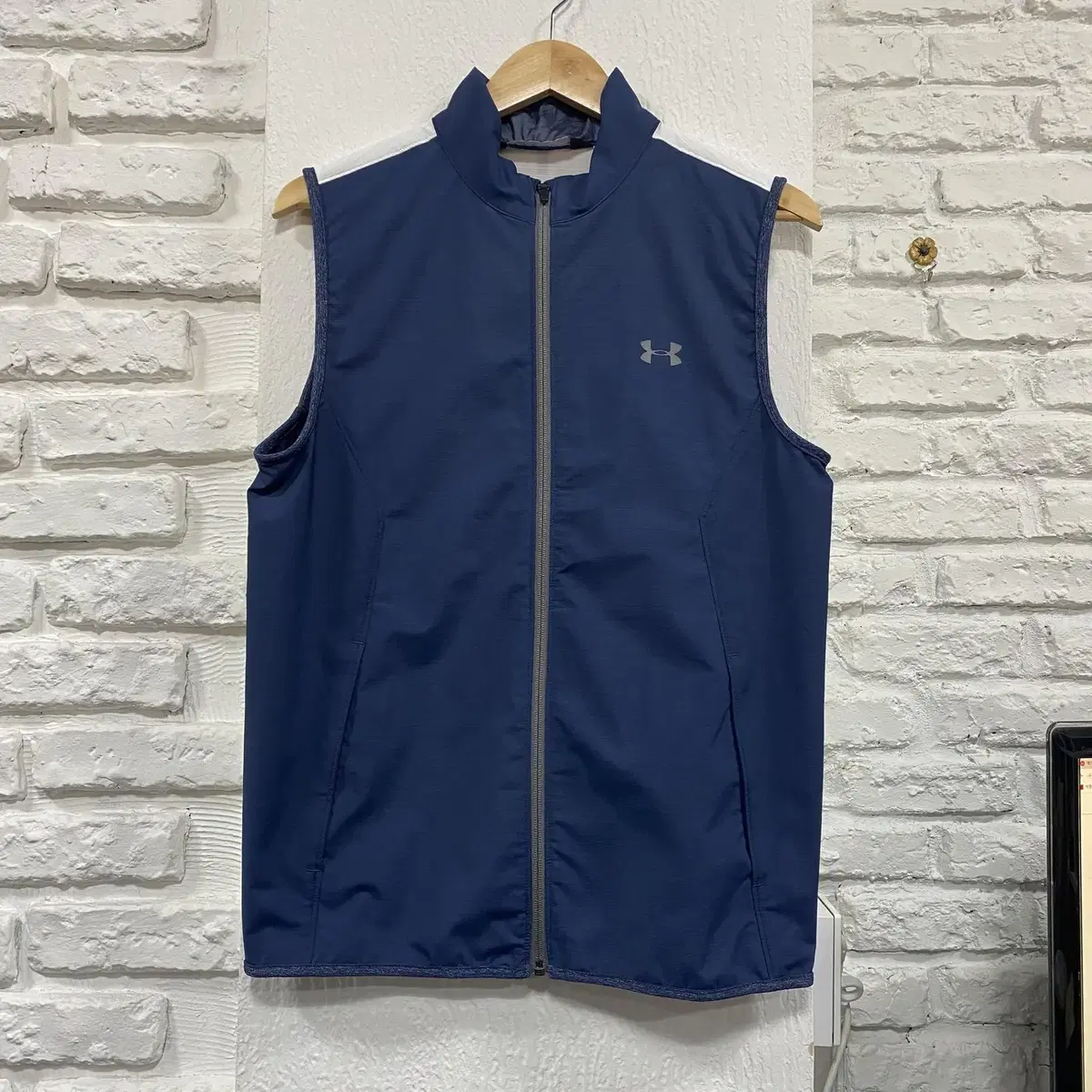 [M] Under Armour Best Outdoor Vest