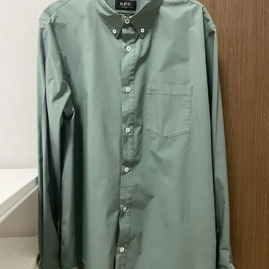 A.P.C 아페쎄 셔츠 muted green L사이즈