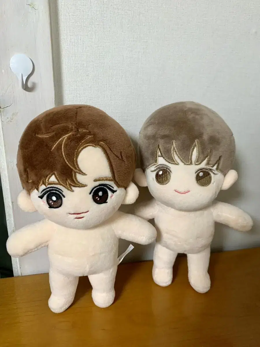 Price reduction) park jihoon doll WingBly WingPo WTS