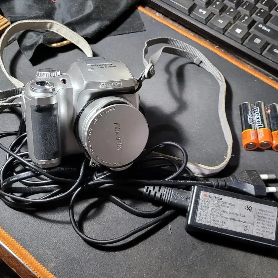 FUJI FinePix S3000 빈티지 디카