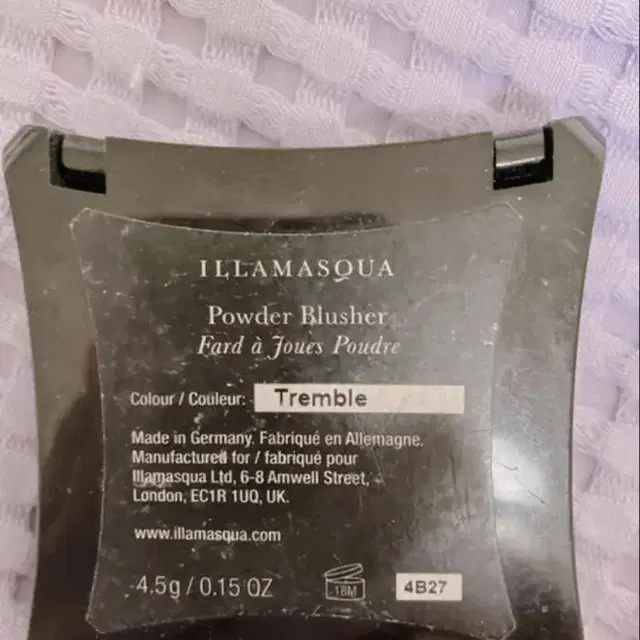 Illamasqua 일라마스카 블러셔 tremble 트엠블