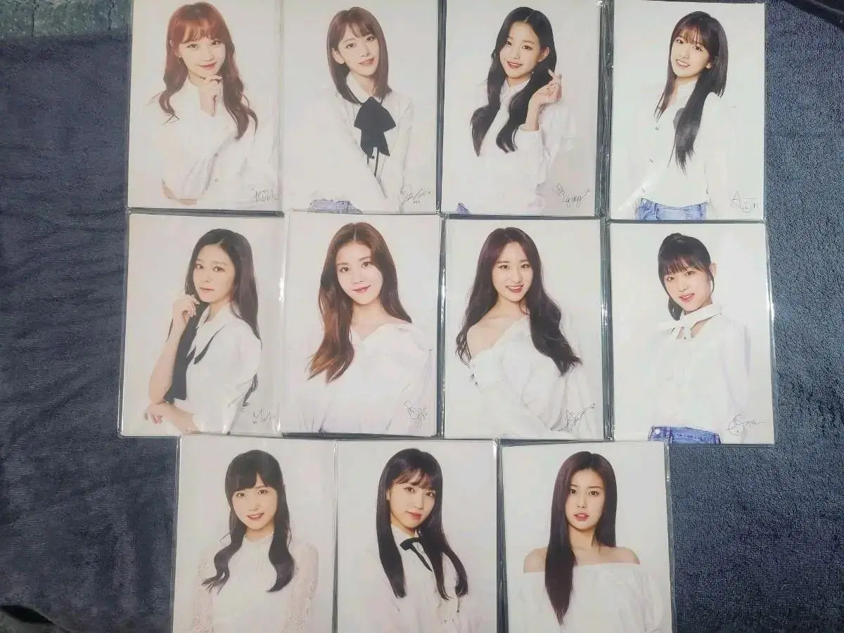 Price reduction) ive le sserafim iz*one Shokon postcard Price reduction wts