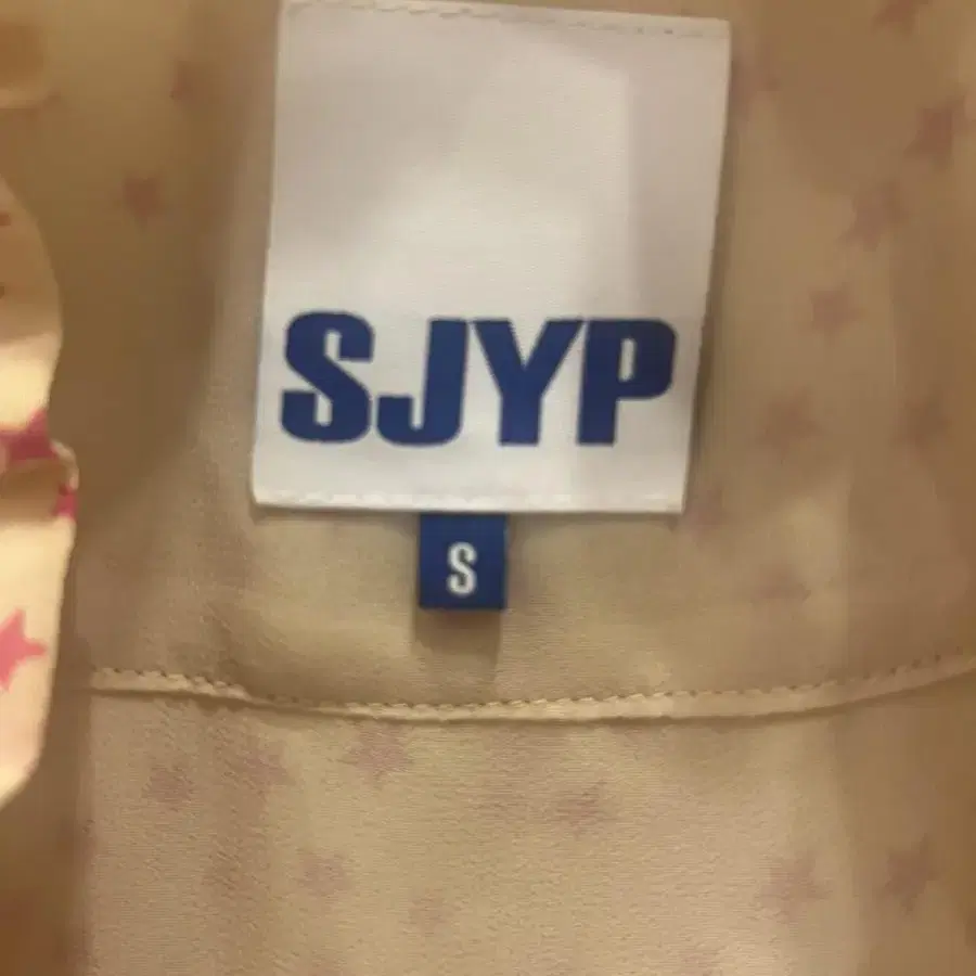 SJYP 블라우스