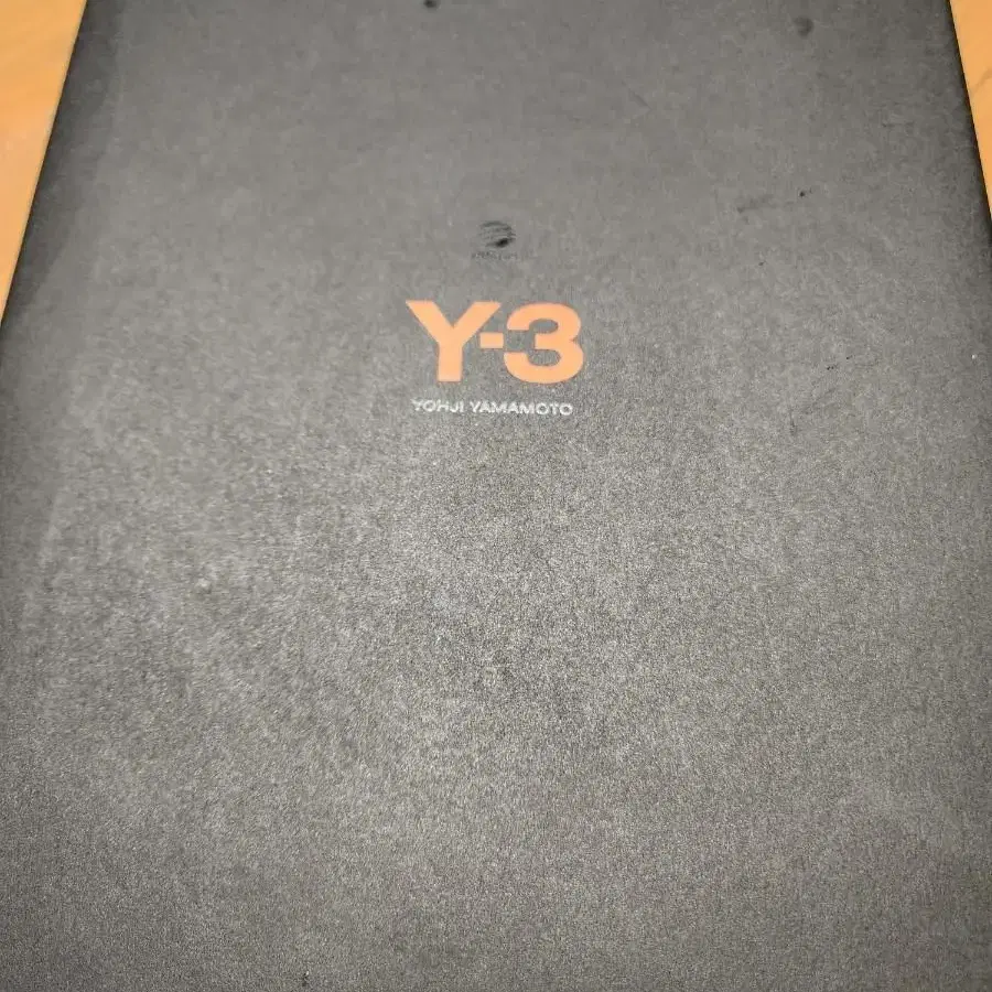 y-3 레트로부스트