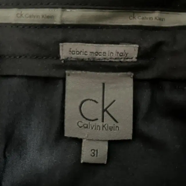 (31) Calvin Klein 청바지