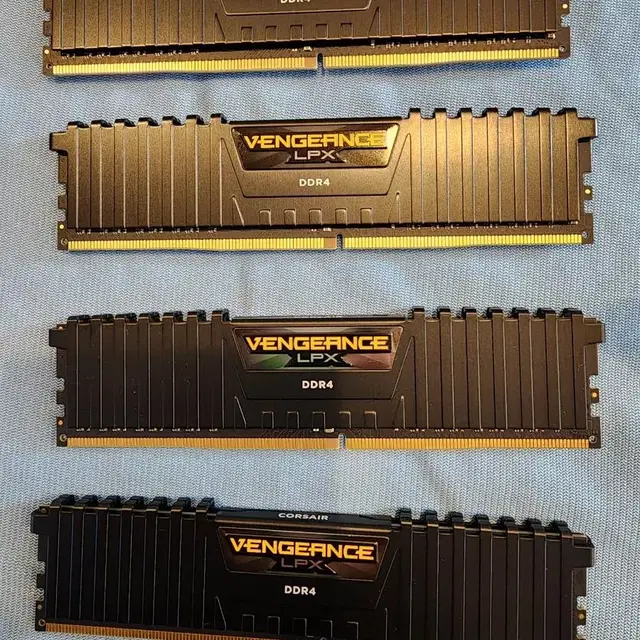 커세어 랩 팝니다 32gb ddr4