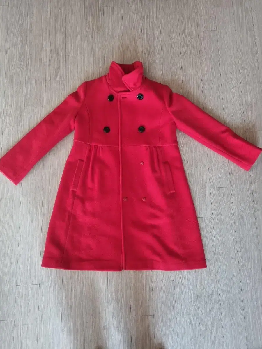 I'm selling Tom Story Coat