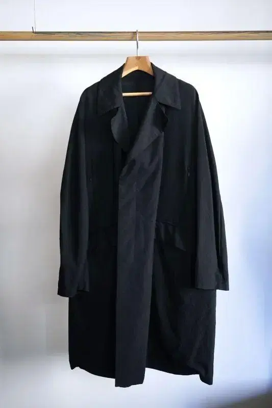 Téatora Device Coat Black Machine Mind Size 3