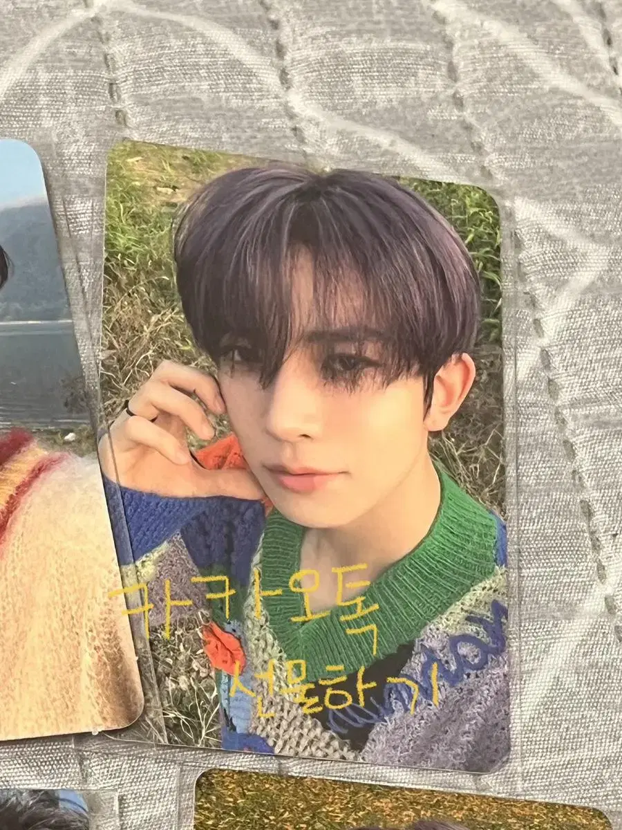 enhypen heeseung photocard wts kakaotalk gift pre-order benefit photocard