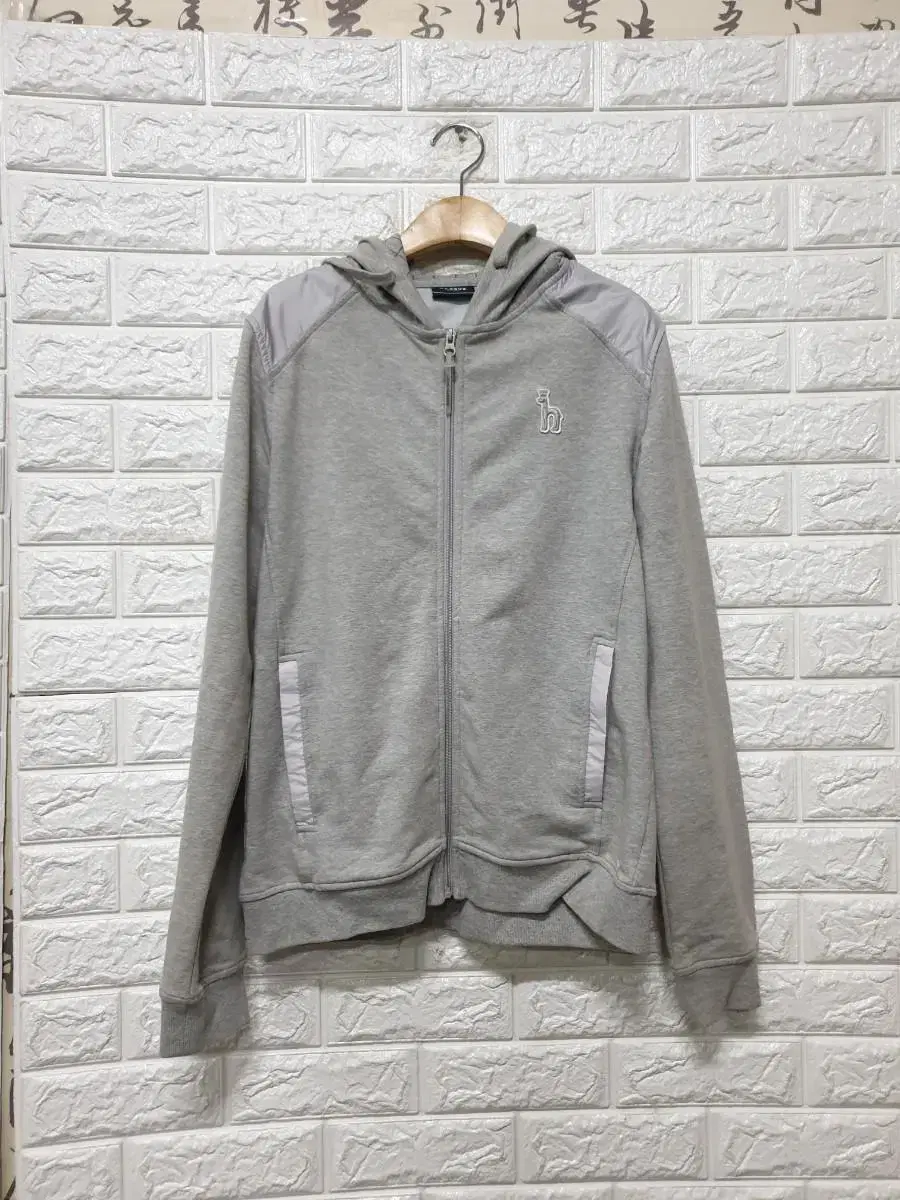 Hodges Hooded Zip Up 95