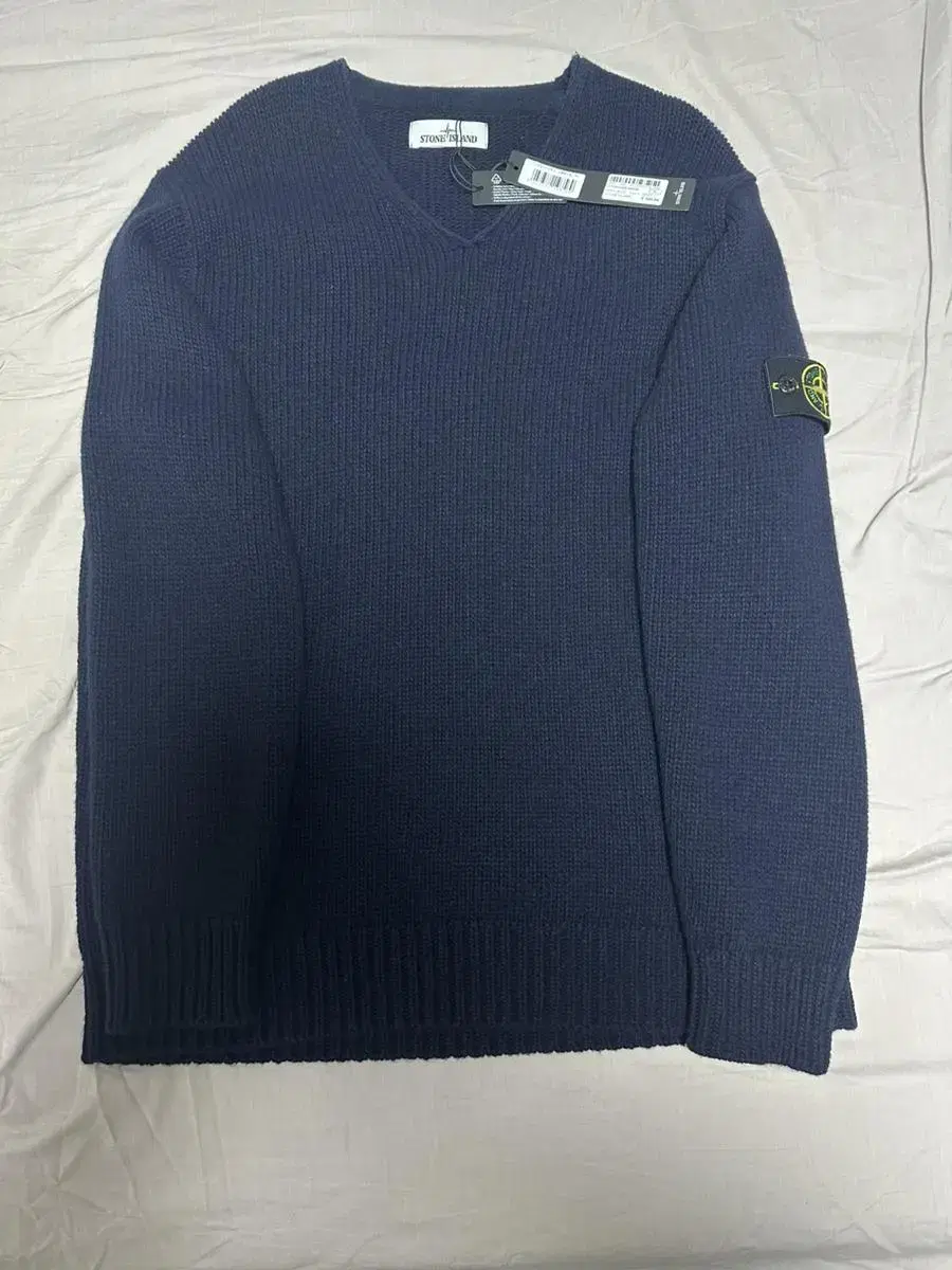 Stone Island Rams Wool V-Neck Knit Color Navy Size XL Taffeta 35