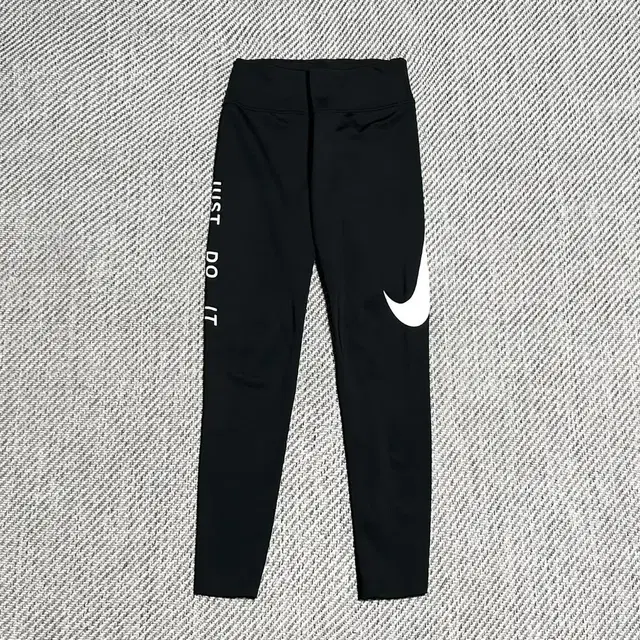 [ L ] Nike 나이키 빅스우시 레깅스