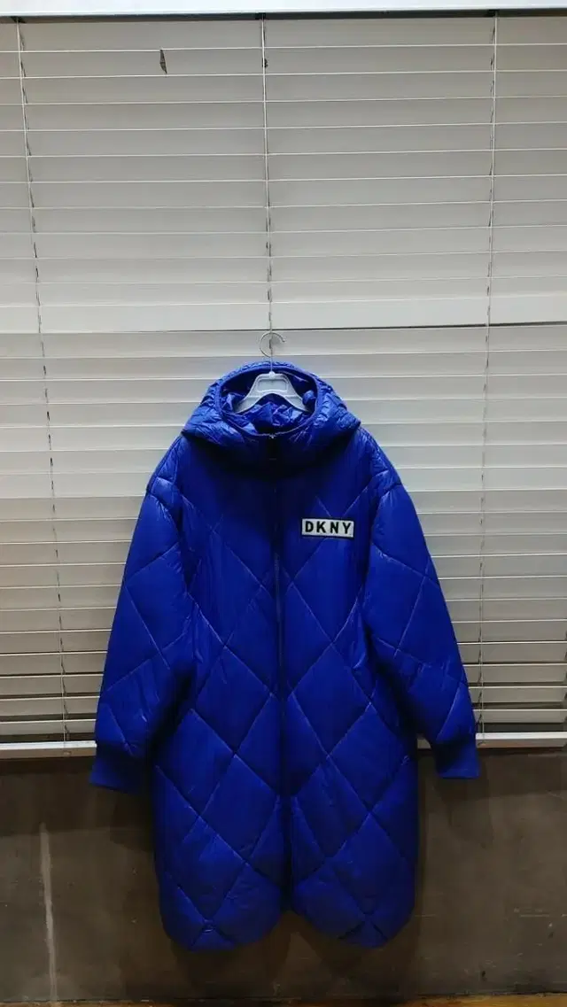 DKNY 롱패딩 (XL