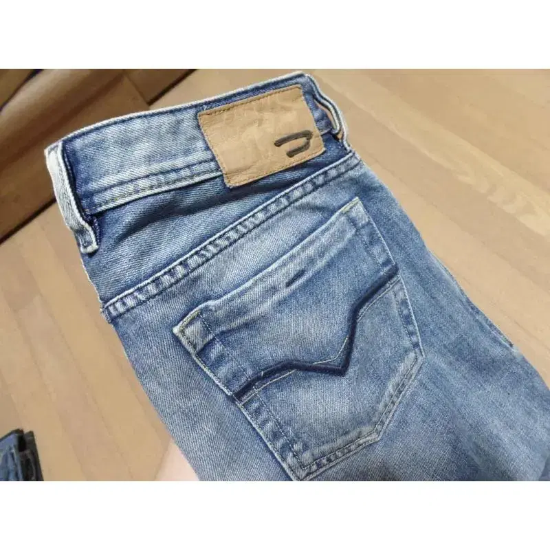 -29-30 / diesel / jatan slim day denim / 2 dal 606