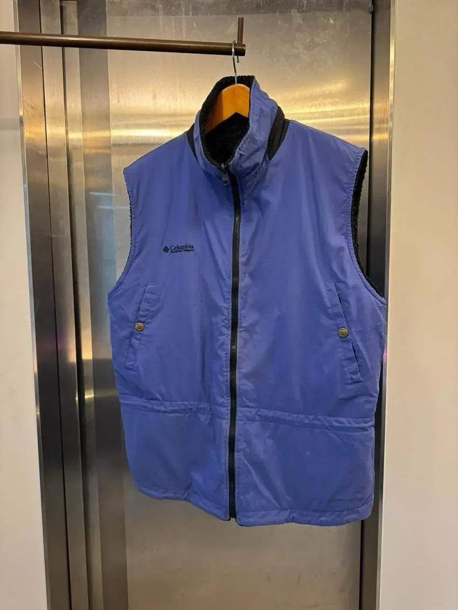 Columbia 90S Reversible Vest