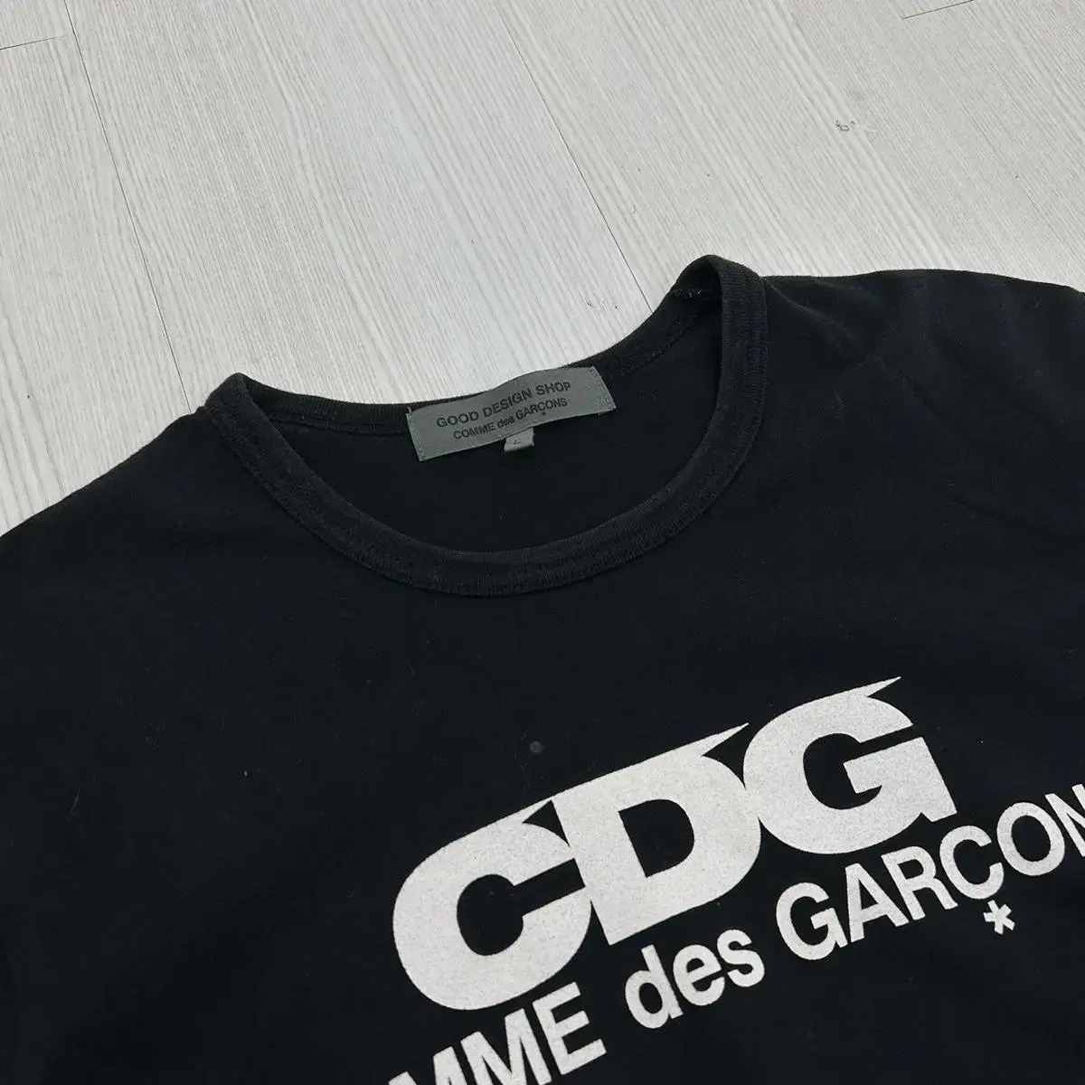 Comme des Garcons Round