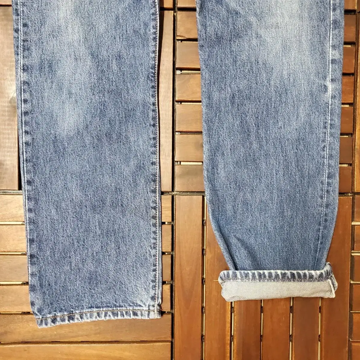 00s Levis 501 (32 inch)