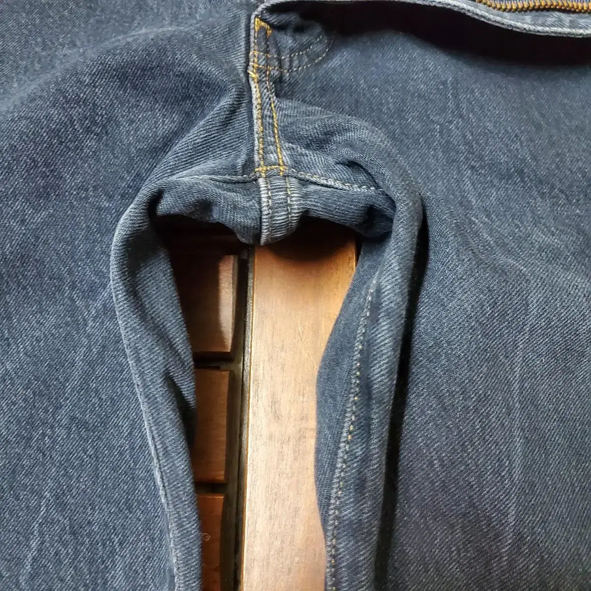 00s Levis 512 (34 inch) made in Mexico