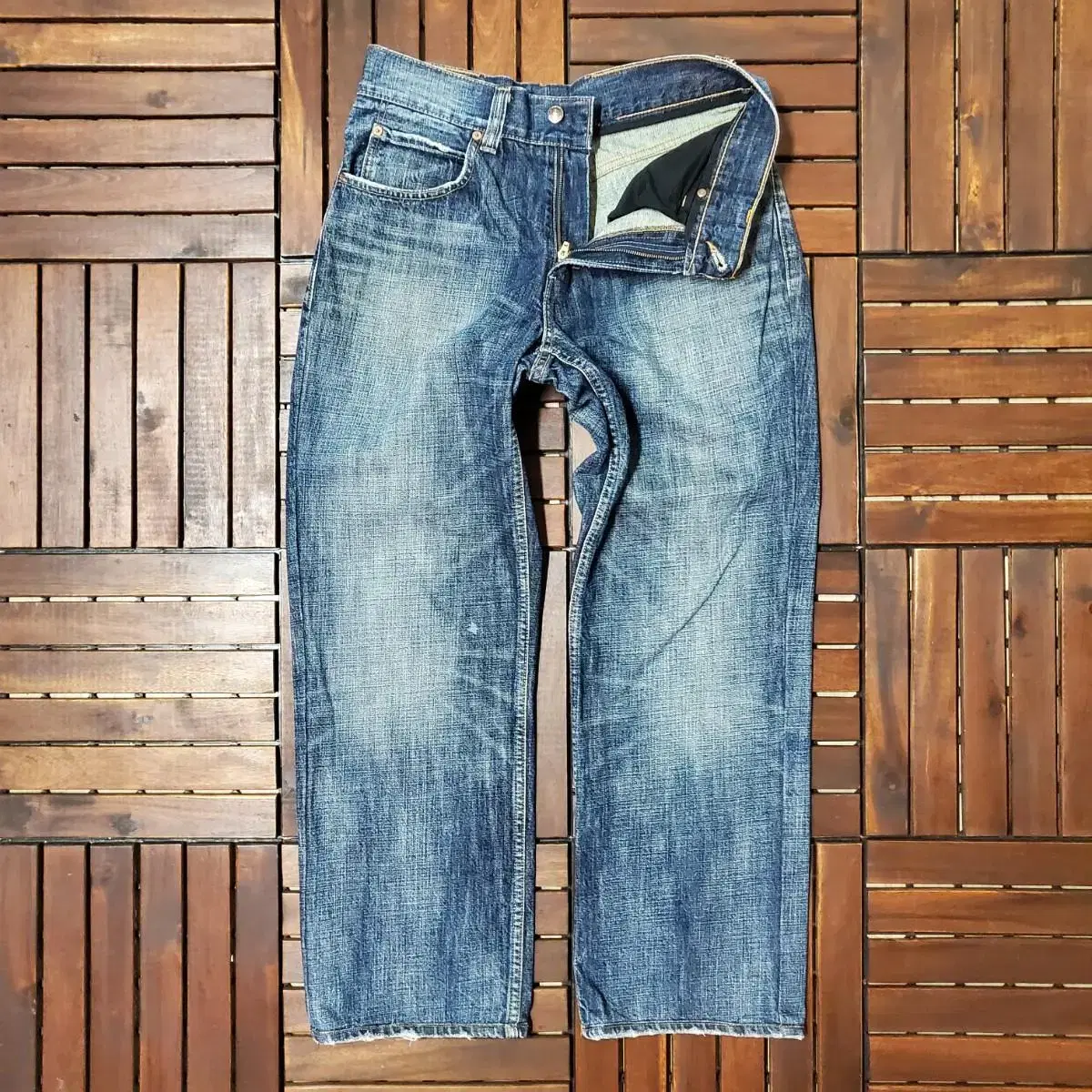 00s Levis 521 (33 inch) made in Korea