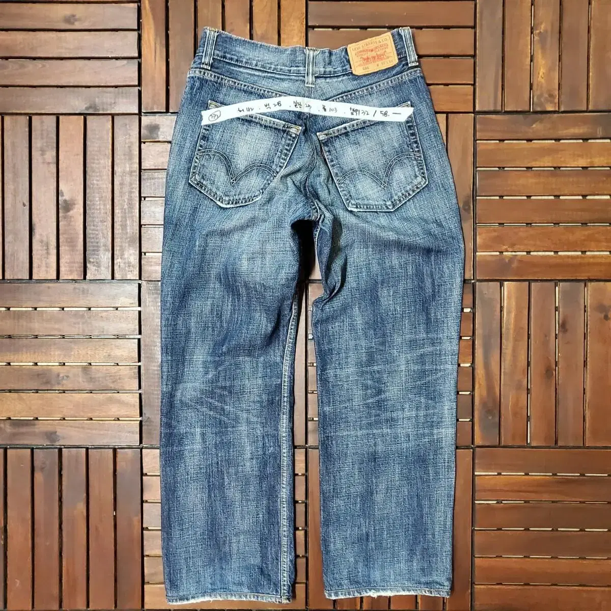 00s Levis 521 (33 inch) made in Korea