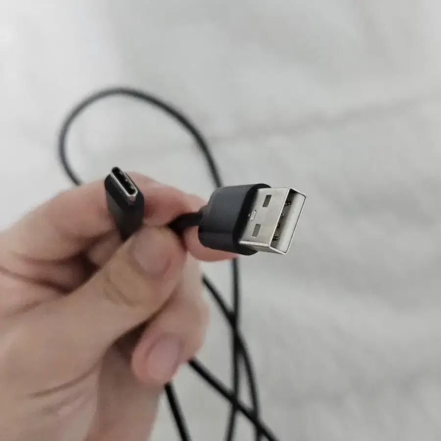 AKG LYRA USB 콘덴서 마이크  ASMR 판매합니다.직거래희망