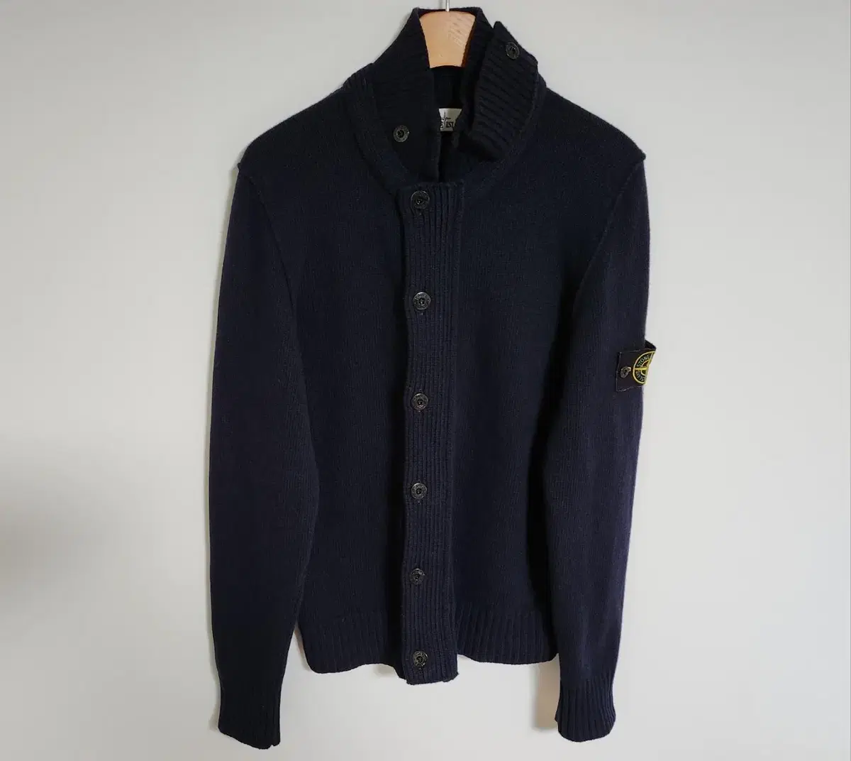 [L] Stone Island Navy Button Wool Knit Jumper 671550LA3