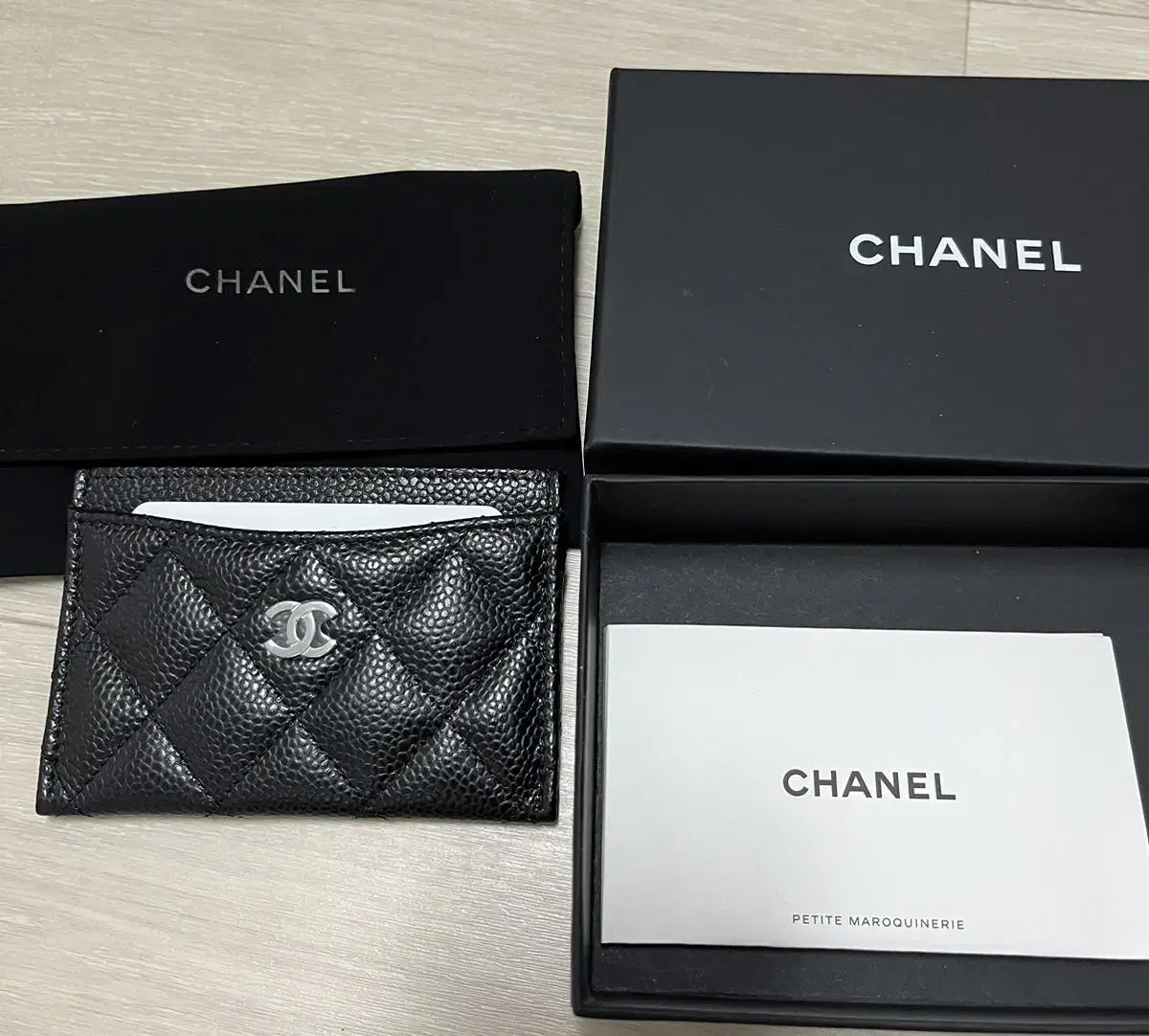 (New Product) Chanel Classic Card Holder Silver