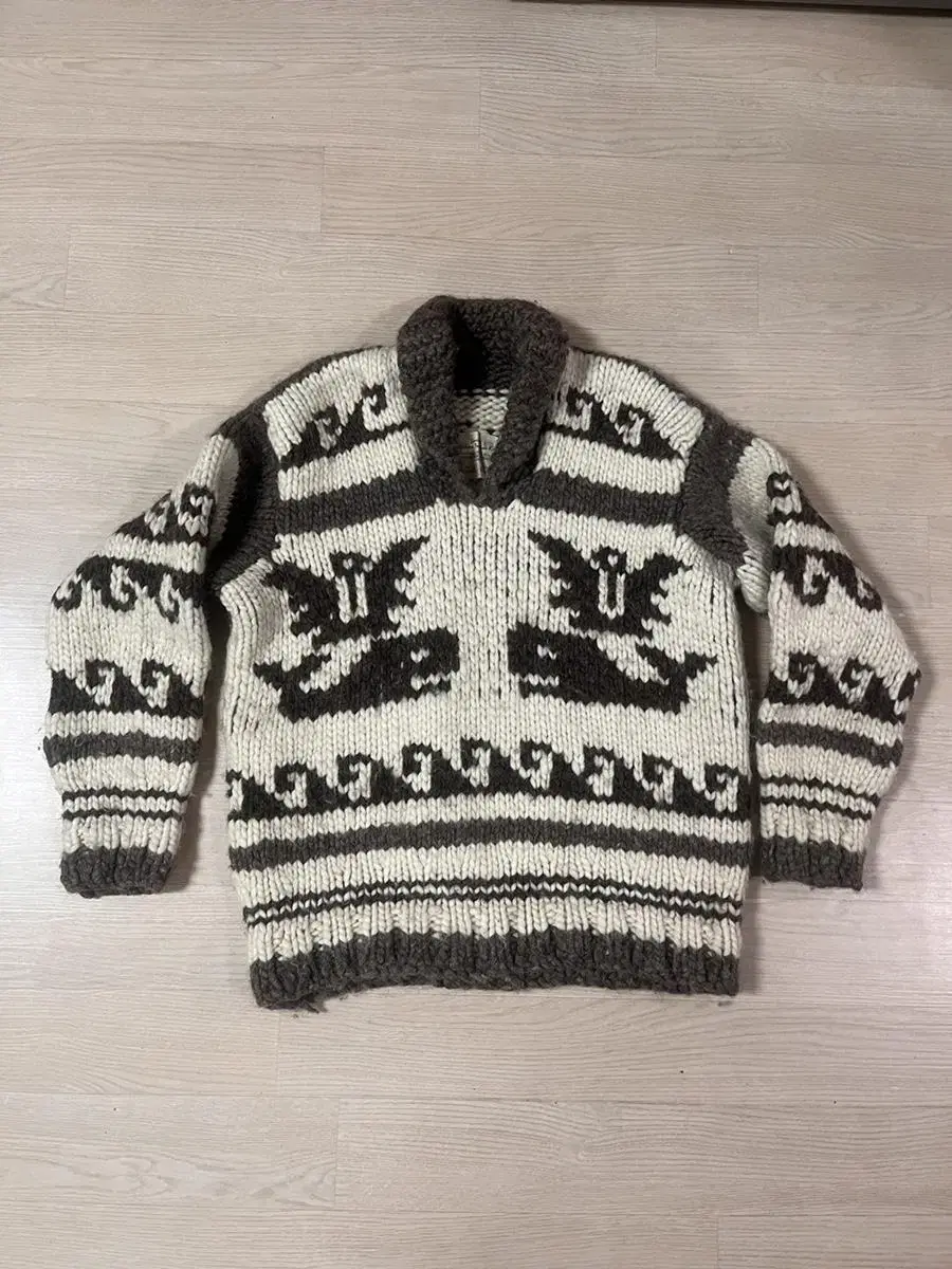 Cowichan Knit, Canada