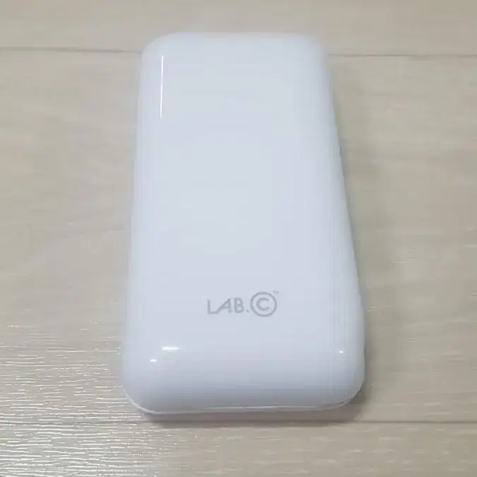 LAB.C 파워뱅크 보조배터리 LAB C-586 5200mAh