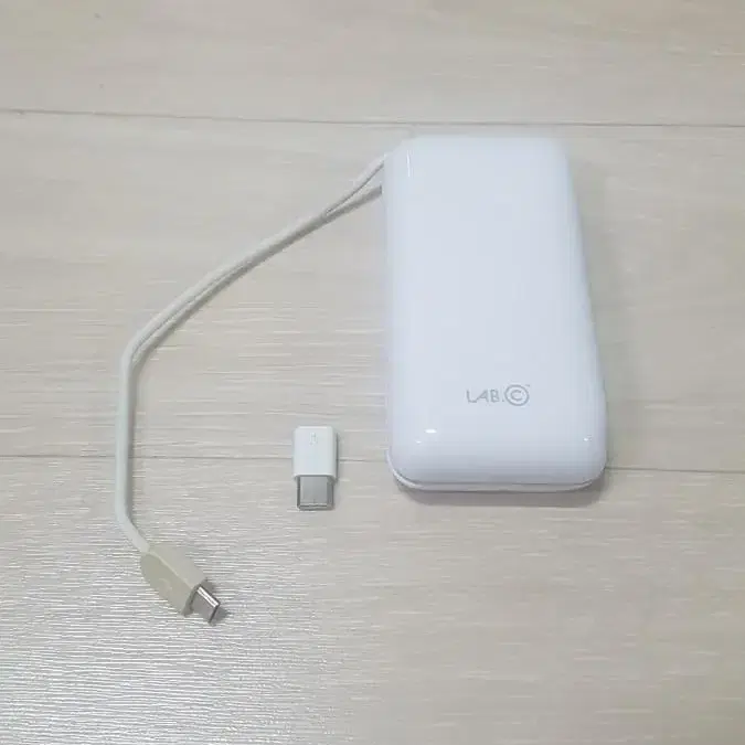 LAB.C 파워뱅크 보조배터리 LAB C-586 5200mAh