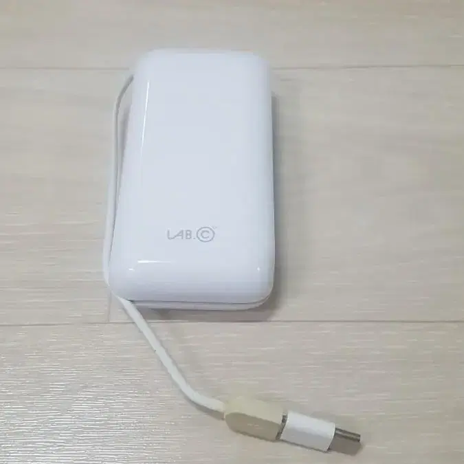 LAB.C 파워뱅크 보조배터리 LAB C-586 5200mAh