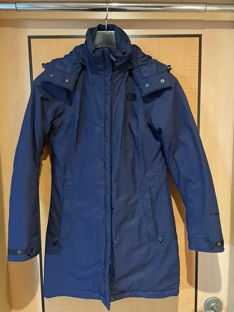 The North Face Women's Midweight Padded Long Sleeve Jacket Size 90 (Navy)