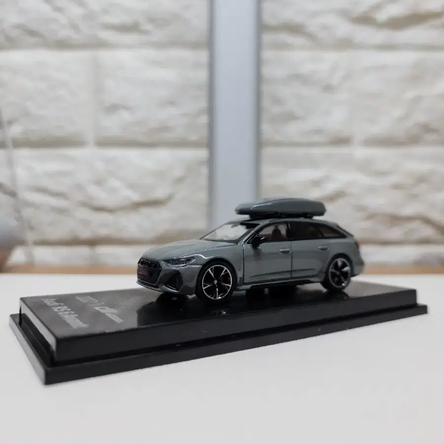 CM모델 아우디 RS6 avant 1:64