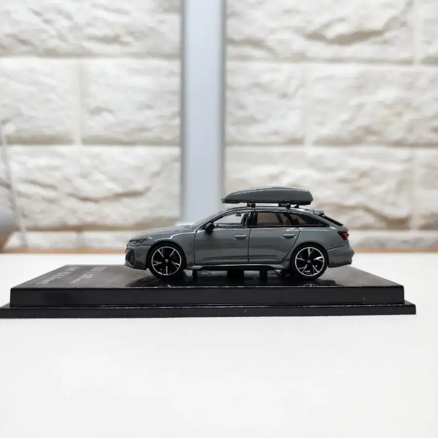 CM모델 아우디 RS6 avant 1:64