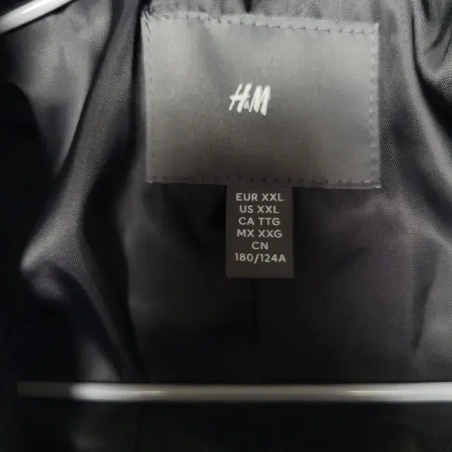 에이치엔엠 H&M 레귤러핏 바이커 재킷