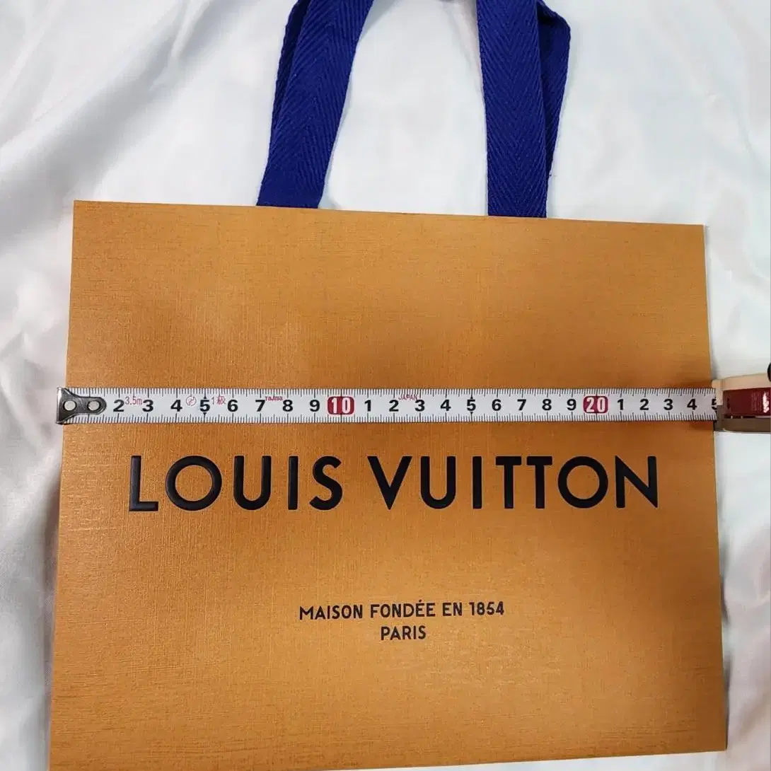 명품 종이가방 Louis Vuitton 루이뷔통 루이비통 종이백 쇼핑백