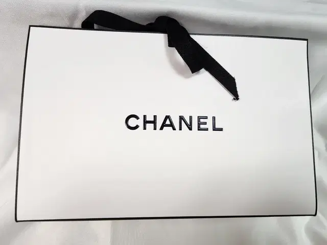 명품 선물가방 종이가방 샤넬 CHANEL 종이 선물박스 3번