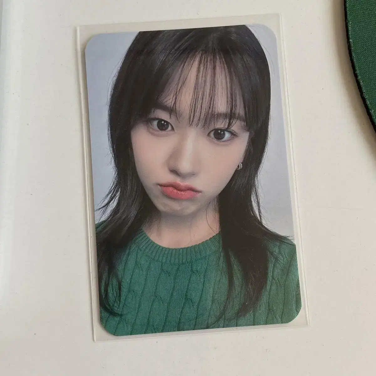 Ahn Yujin Travelog Photo Card Transfer