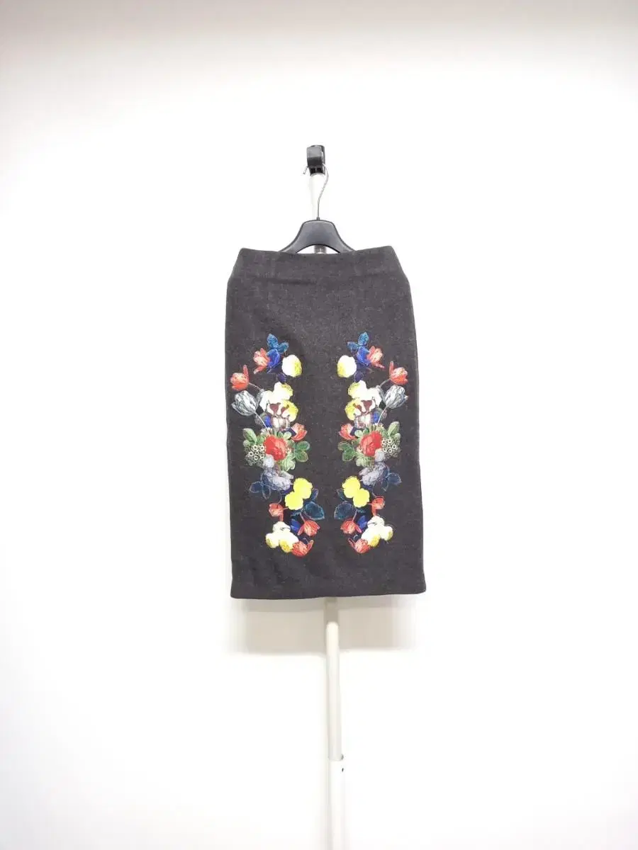 New BANI B Barnaby Chudong High-Waisted Long Skirt 44.55