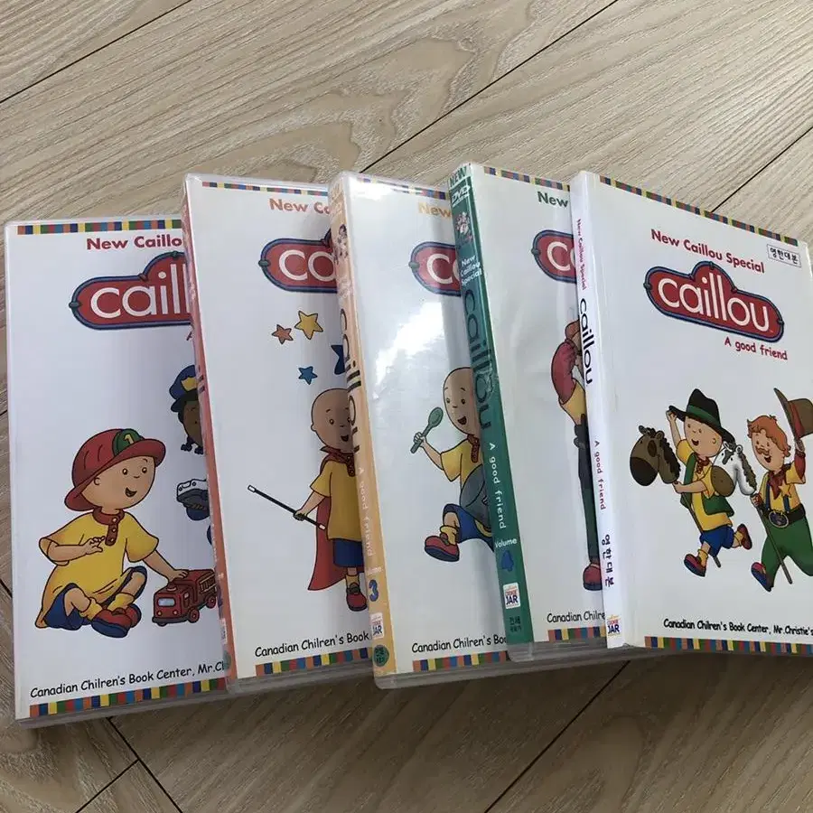 까이유 caillou DVD