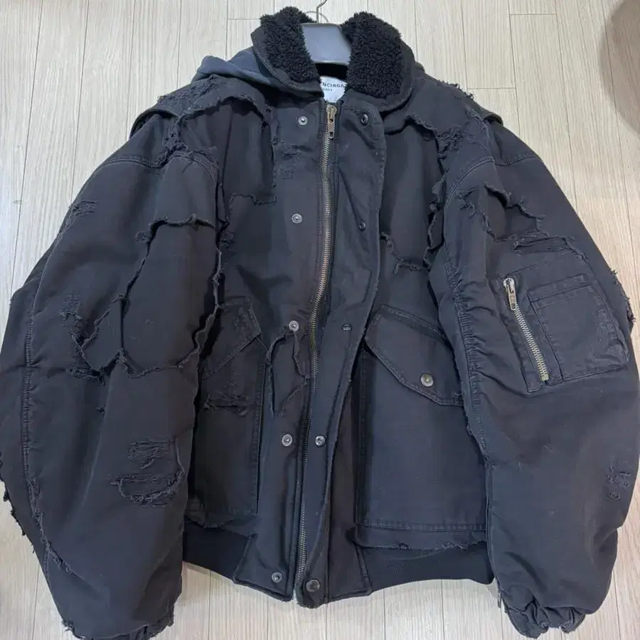 Balenciaga Ss22 Unity Destroyed Bomber