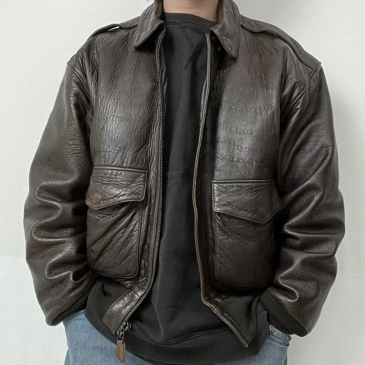 (FREE SHIPPING) 1990s AMECO B-15 Leather Jacket