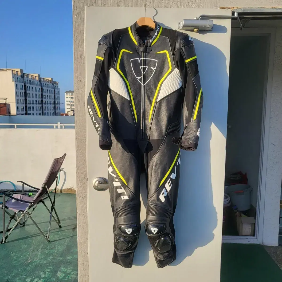 Levit suit size 48 sells