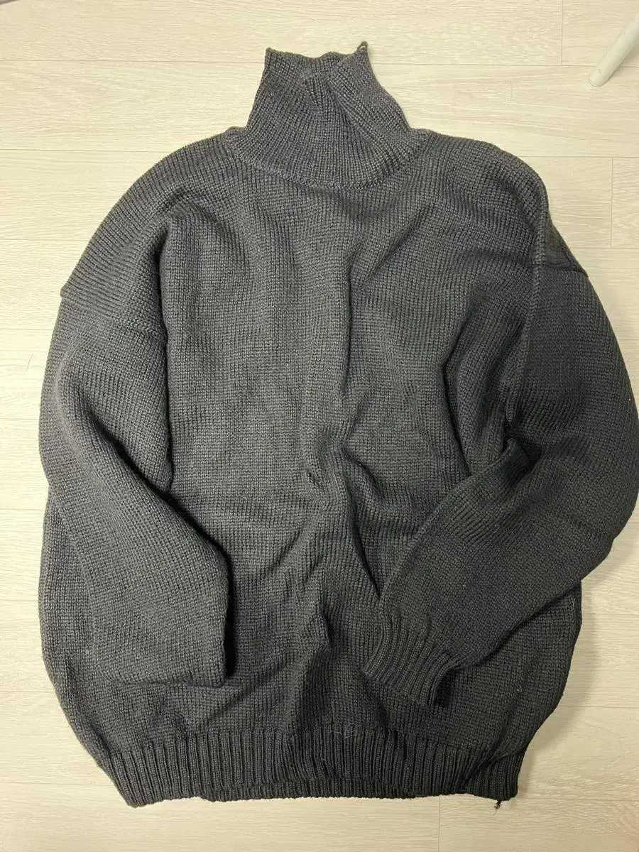 Kerrywoollen Mills 100% Wool Turtleneck XL