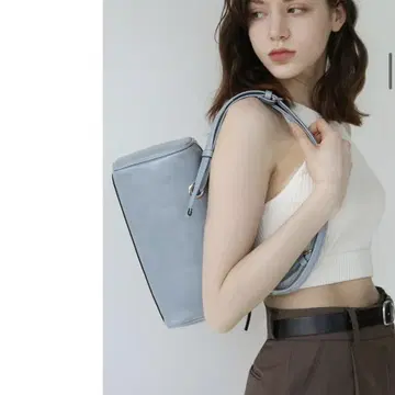 Elnoi Dio Bag 8.3만 -> 3만 | 브랜드 중고거래 플랫폼, 번개장터