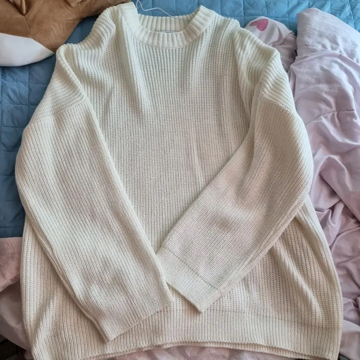 Overfit ivory knit