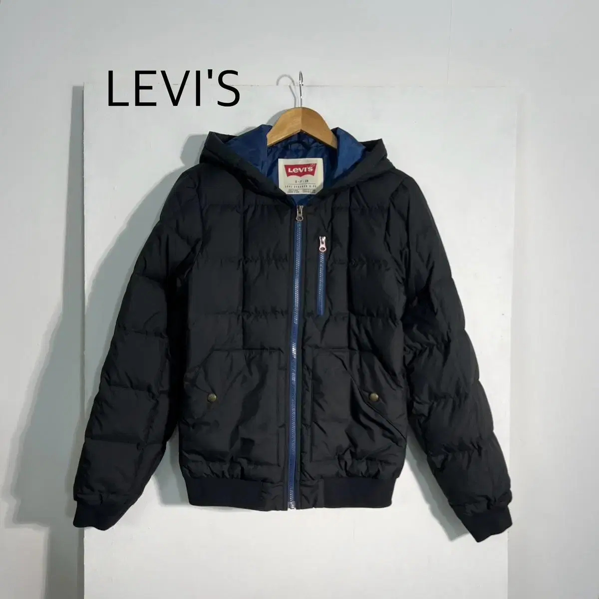 (새상품급) Levi's 리바이스 사각퀼팅 덕다운 자켓 s