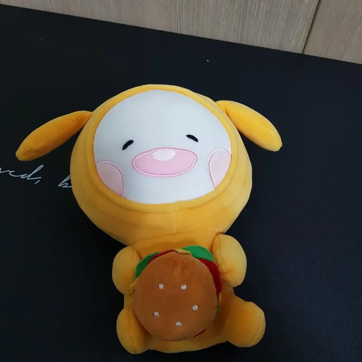 KFC 한정판 옴팡이 인형(25cm)