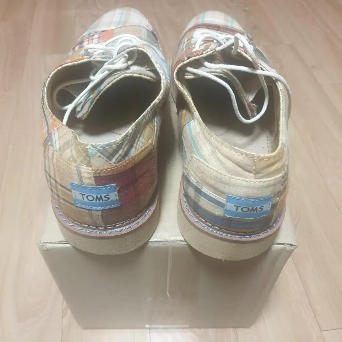 TOMS 남성 마드라스 플레이드 브로그 280mm 구두