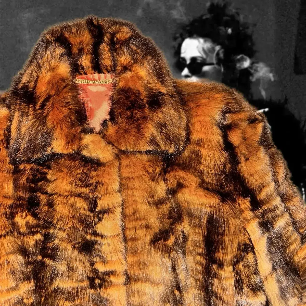 VTG orange tiger pattern fur jk